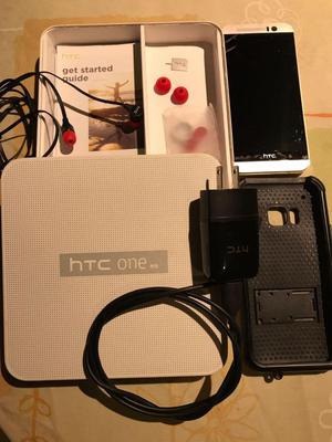 REMATO!!!! HTC M9 32 GB ACCESORIOS