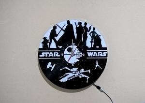 Reloj De Pared Con Iluminacion Led Retro Star Wars