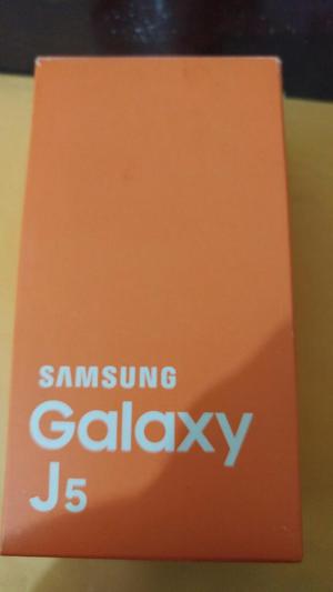 Samsung Galaxy J5 en Buen Estado
