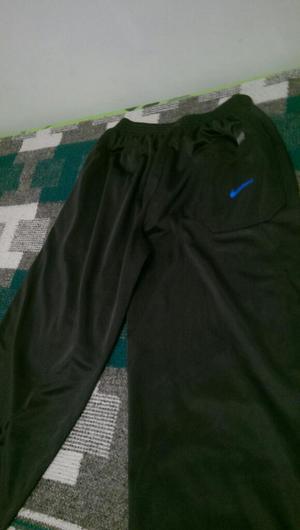 Buzo Pantalon Nike