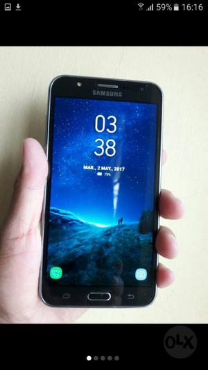 Galaxy J7 en 9.5 de 10 Vendo.