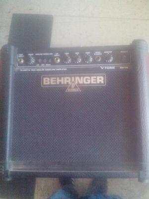 Amplificador Behringer Vtone Gm108