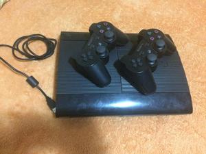 PS3 SLIM en excelentes condiciones 250GB juegos negociables