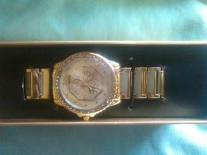 Vendo Reloj de Avon oro