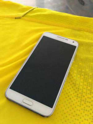 Samsung Galaxy E7 No J7