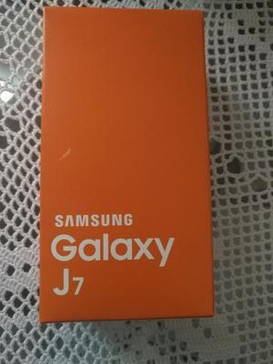 Vendo Samsung Galaxy J7 Blanco