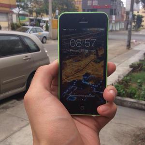 iPhone 8Gb Libre 5C