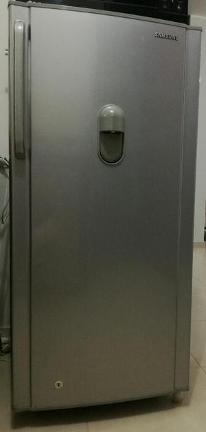 Mini Refrigeradora Samsung