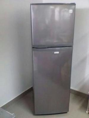 Refrigeradora Daewoo Plata