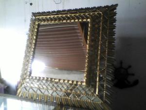 Espejo de Madera en Pan de Oro