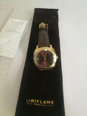 Reloj Nuevo Classic Luxe By Oriflame