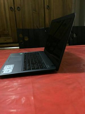 Laptop Asus 15.5 Core i
