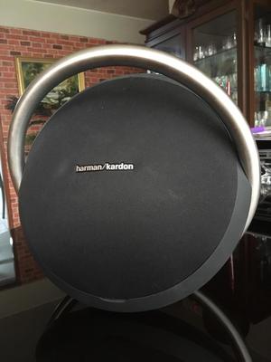 Sistema de Audio modelo Onyx de Harman Kardon portable