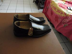 Zapatos Para Caballero Talla 38 Nuevos De Color Negro