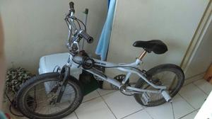 Bicicleta Acrobatica Monark