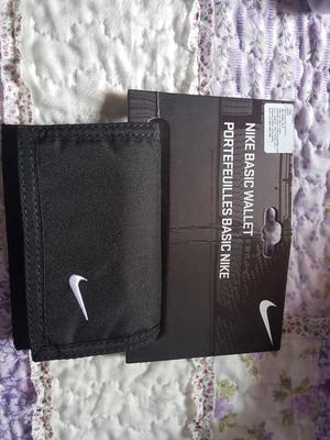 Billetera Nike