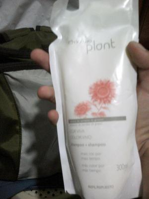 Vendo Shampoo Natura Plant de mujer,mas informacion al