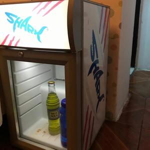 Frio Bar Shark