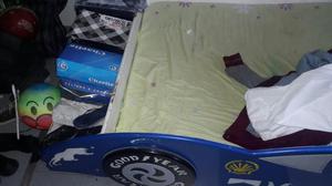 Vendo Cama Carro Color Azul