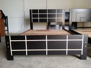 Vendo camas de dos plaza nuevas en madera de tornillo S/280