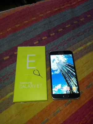Vendo Samsung Galaxy E7