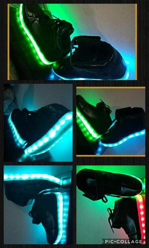 Zapatillas con luces unisex 125 soles