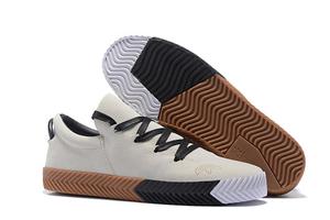 ADIDAS MODELO EXCLUSIVO DE ALEXANDER WANG