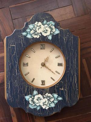 Reloj Decorativo en Tono Azul