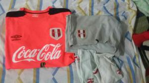 Vendo Conjunto Umbro de Peru