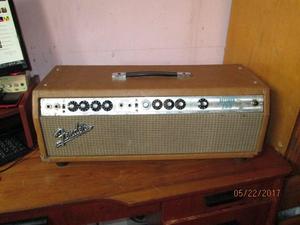 VENDO CABEZAL FENDER BASSMAN 135 OPERATIVO