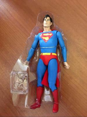 Superman Neca 7 Pulgadas