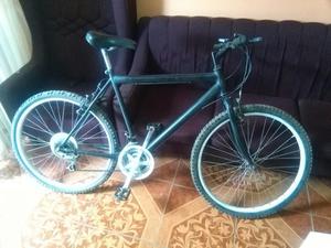 Vendo Bicicleta Negra Aro 26