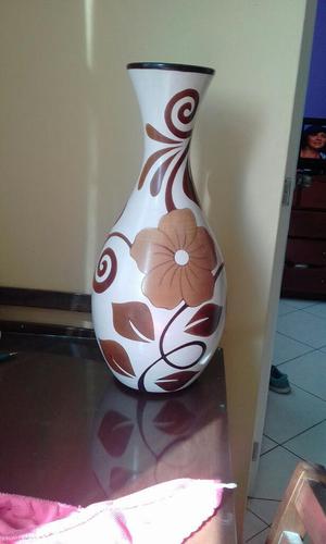 Bonito Jarron de Ceramica