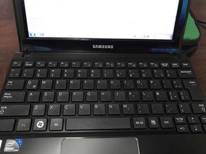 Laptop Mini Samsung 10'' Intel Atom 2gb de ram disco de 320