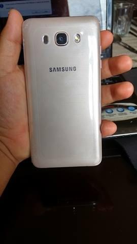 NUEVECITO Galaxy J color: DORADO gold LIBRE IMEI