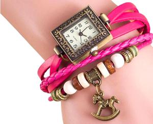 RELOJ FUCSIA CON DIJE