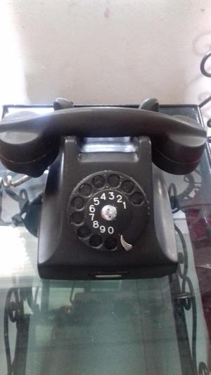 Vendo Teléfono Antiguo De Baquelita De Colección A Discado