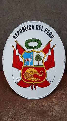 Antiguo Escudo De Peru De Fierro