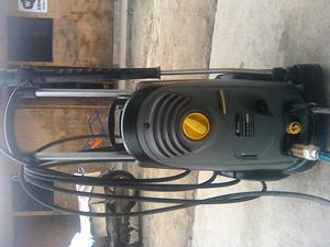 HIDROLAVADORA KARCHER modelo HD 6/15 SEMINUEVO