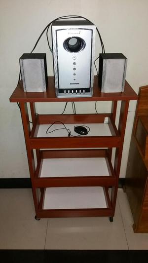Mesa con Llantita