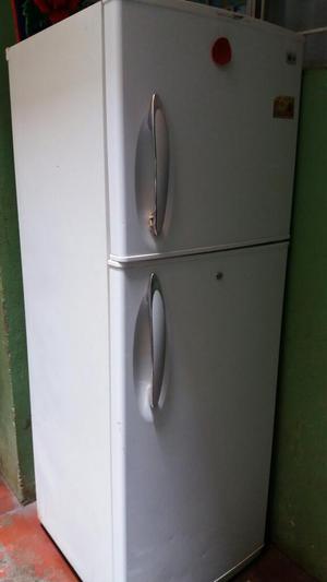 Refrigerador Semi Nuevo