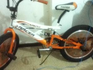 Bicicleta BMX Racer S/. 250