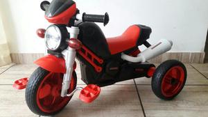 Triciclo Modelo Moto