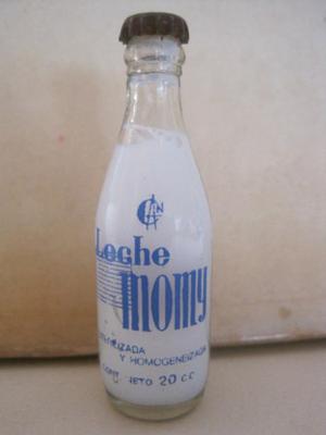 Miniatura Botella De Leche Momy De Ccolección.