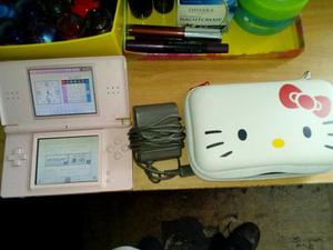 Nintendo Ds Lite Edición Hello Kitty Y Iphone 4s