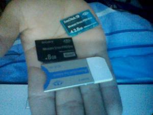 ADAPTADOR Y MEMORIAS PSP