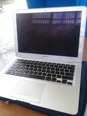 Laptop Apple Modelo A