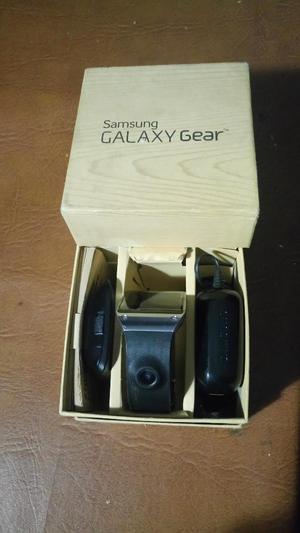 Vendo Gear Samsung con Todos Sus Accesor