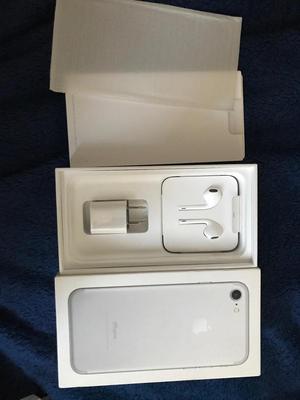 Caja iPhone 7 Y Accesorios