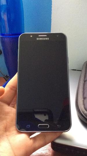 Celular Samsung J7 Negro